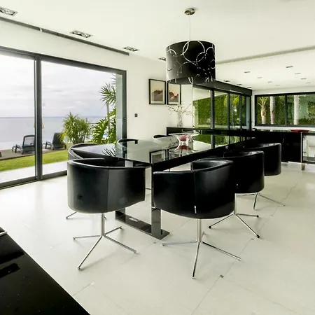 Quinta Do Almeida Sleeps 8 With Pool Villa *