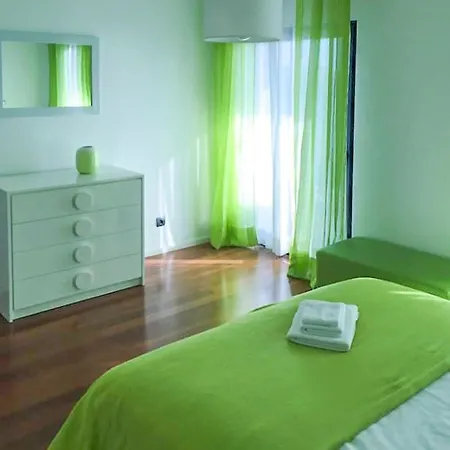 Quinta Do Almeida Sleeps 8 With Pool Villa Ponta do Sol (Madeira)